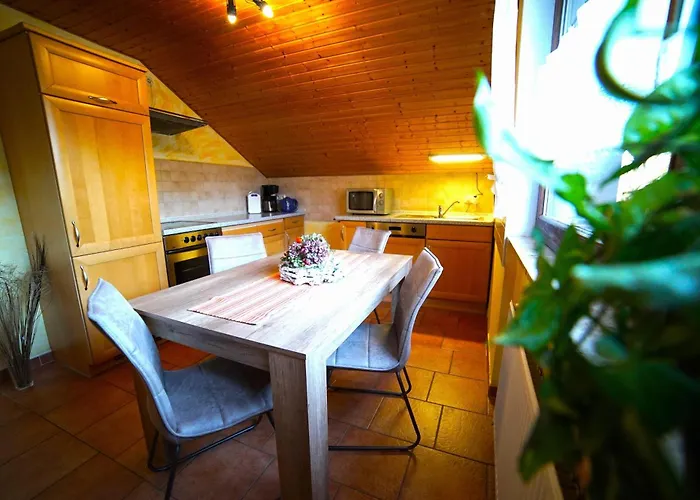 4-personen-ferienwohnung-im-wald-mit-kamin-84-qudratmeter Bad Harzburg