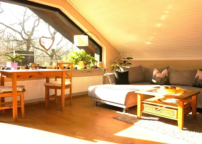 4-personen-ferienwohnung-im-wald-mit-kamin-84-qudratmeter